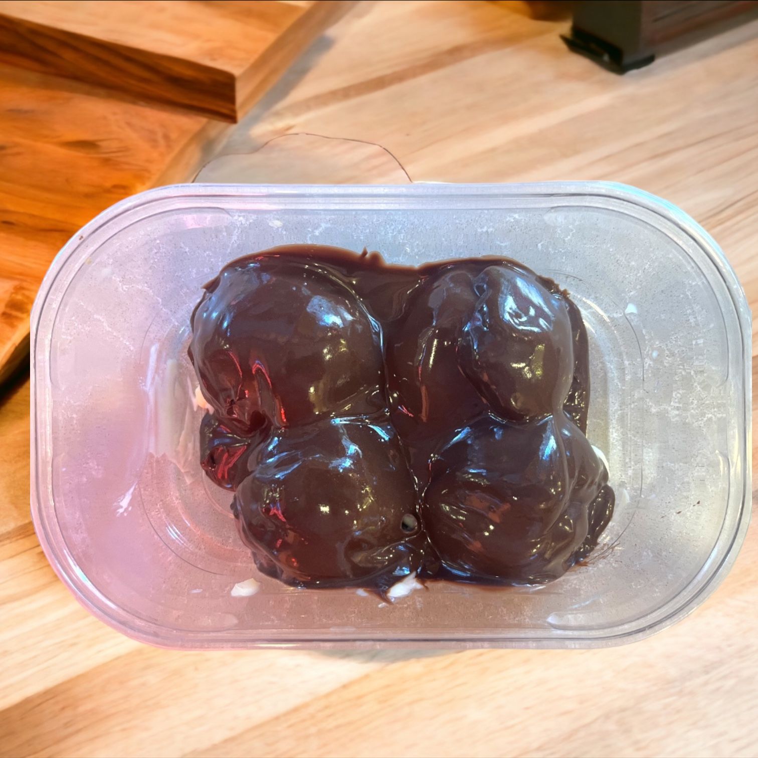 Belçika Çikolatalı Profiterol (350gr.)